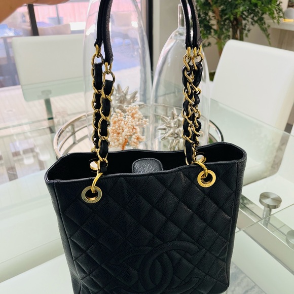 🌸 Black Quilted Caviar Timeless Classic Petit Shopping Tote PST Gold Hardware - Picture 11 of 11